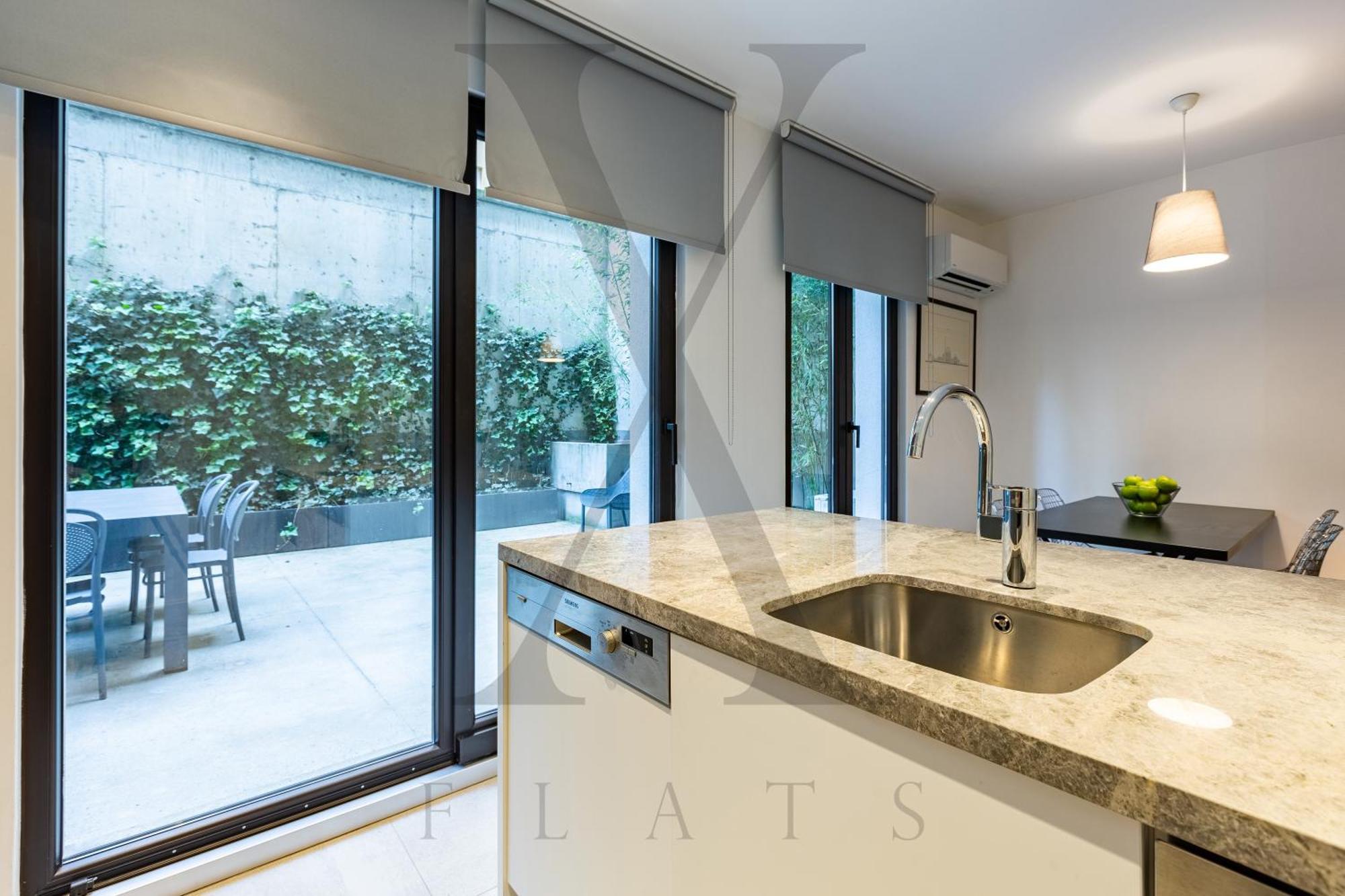 X Flats Vilhelm Apartment Istanbul Exterior photo
